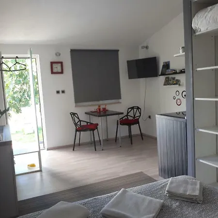 Studio Apartman Splash Pjescana Uvala Exterior photo